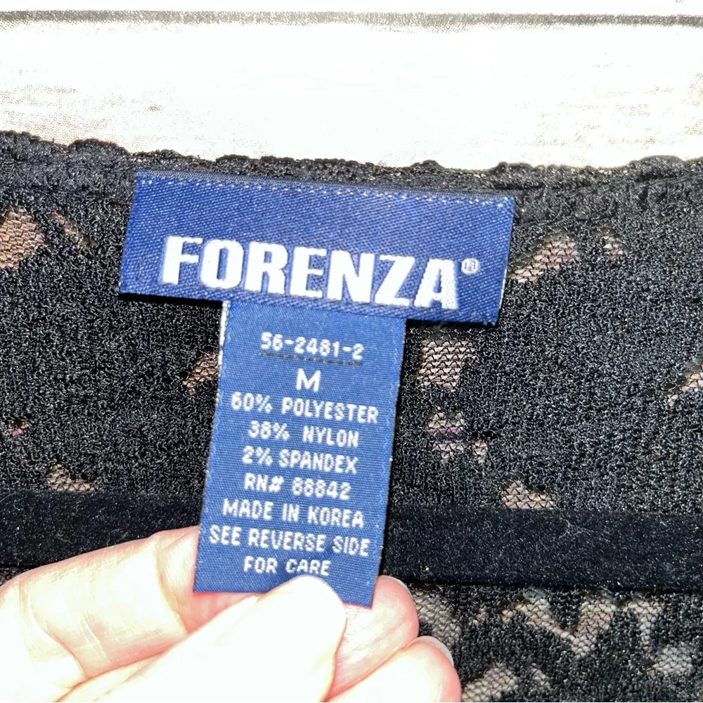 Vintage FORENZA Black Lace Long-Sleeve Bell Sleeve Top Size Medium C4